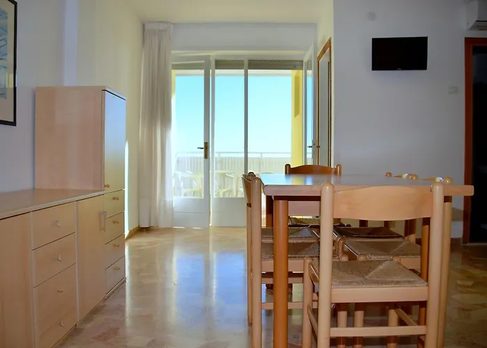 Appartamento Aurora A *